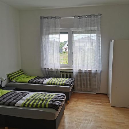 4-Zimmer-Wohnung Mit 6 Betten Bad Oeynhausen Exterior foto