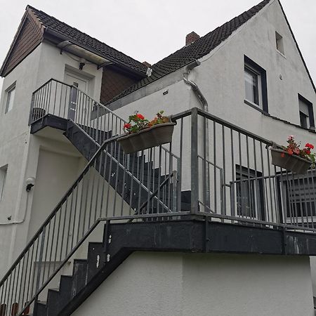 4-Zimmer-Wohnung Mit 6 Betten Bad Oeynhausen Exterior foto